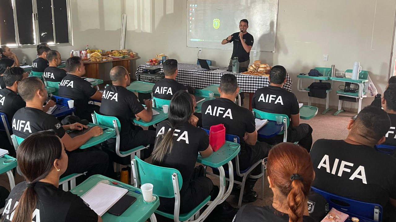 DELEGADO-GERAL MINISTRA A DISCPLINA “INVESTIGAÇÃO ESPECIALIZADA: CRIMES RURAIS” NO CURSO DE FORMAÇÃO DE POLICIAIS CIVIS DO AMAPÁ